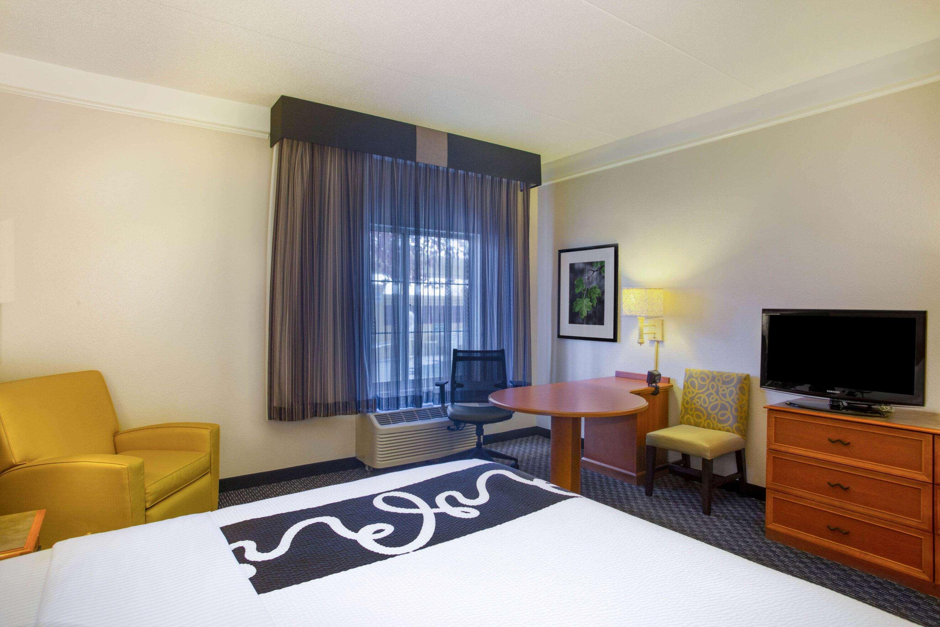 Hotel La Quinta by Wyndham St. Louis Westport à Maryland Heights Extérieur photo
