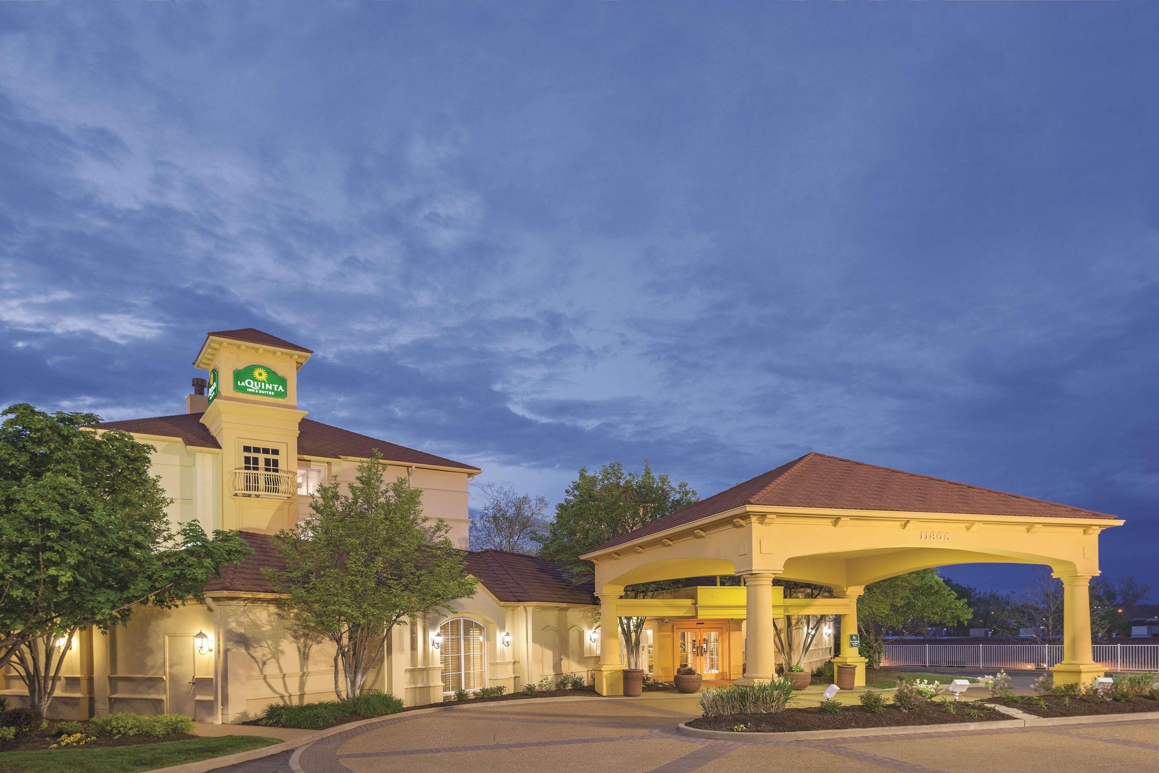 Hotel La Quinta by Wyndham St. Louis Westport à Maryland Heights Extérieur photo