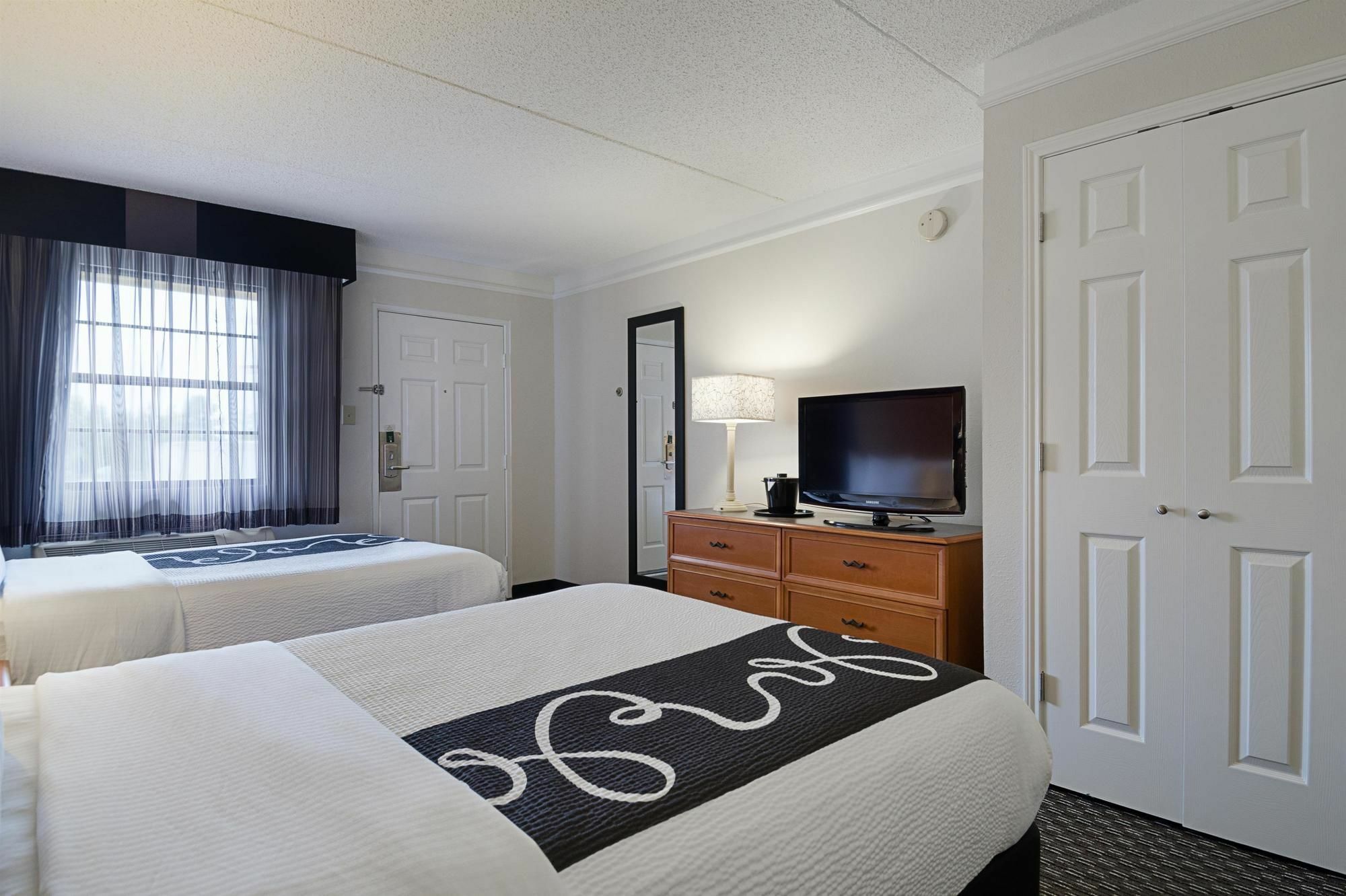 Hotel La Quinta by Wyndham St. Louis Westport à Maryland Heights Extérieur photo
